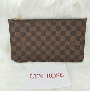 Authentic Louis Vuitton Neverfull Mm DE Pouch